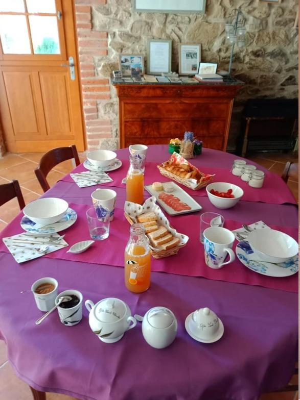 Domaine Saint Claude - , D'hotes & Insolite * Malleval