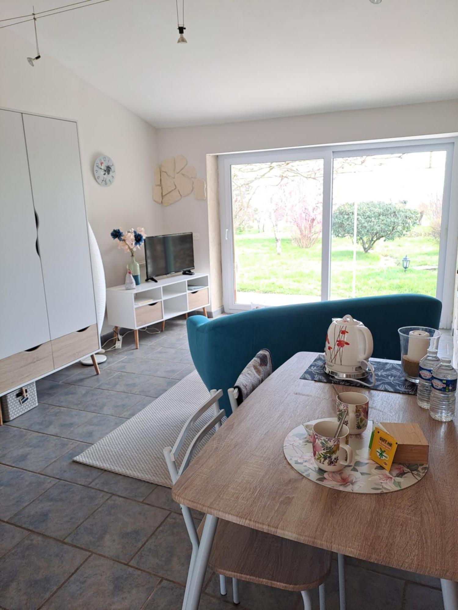 Domaine Saint Claude - , D'hotes & Insolite Malleval